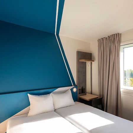 Ibis Budget Lyon Centre Confluence Exterior photo