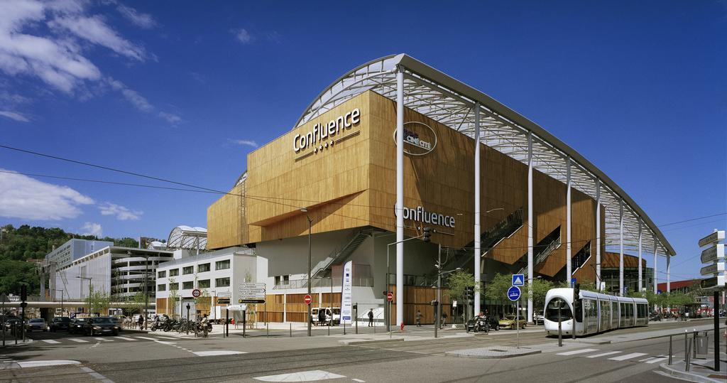 Ibis Budget Lyon Centre Confluence Exterior photo