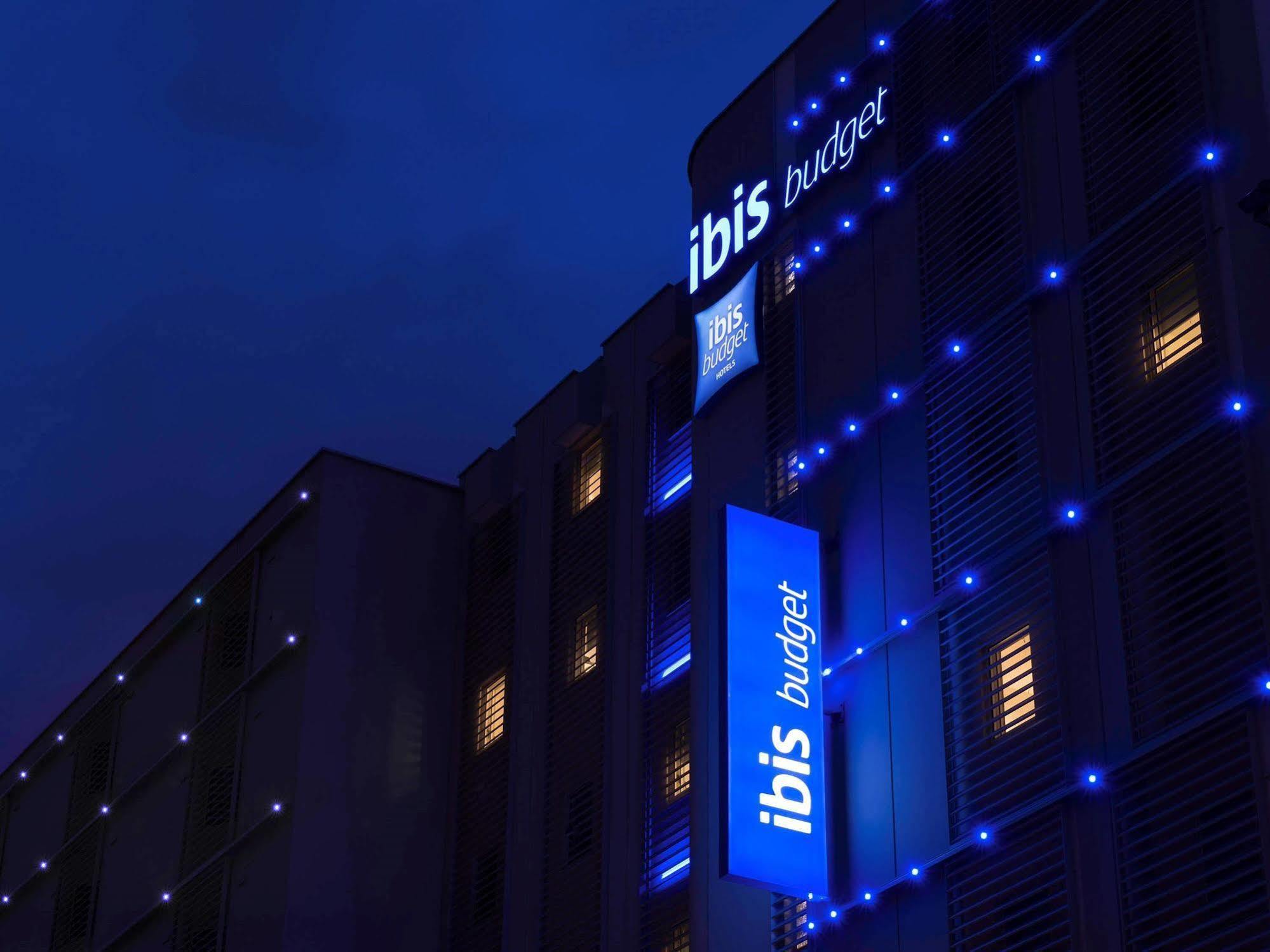 Ibis Budget Lyon Centre Confluence Exterior photo